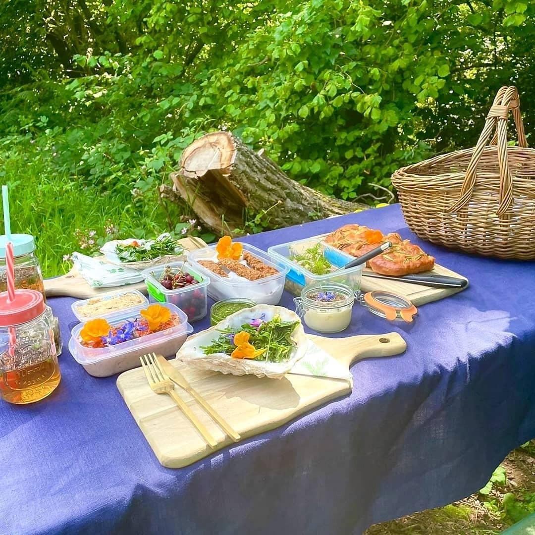 Foraged feast